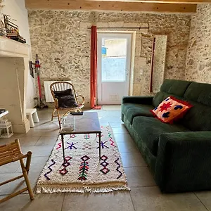 Fait Sa Révolution Hébergement de vacances Arles